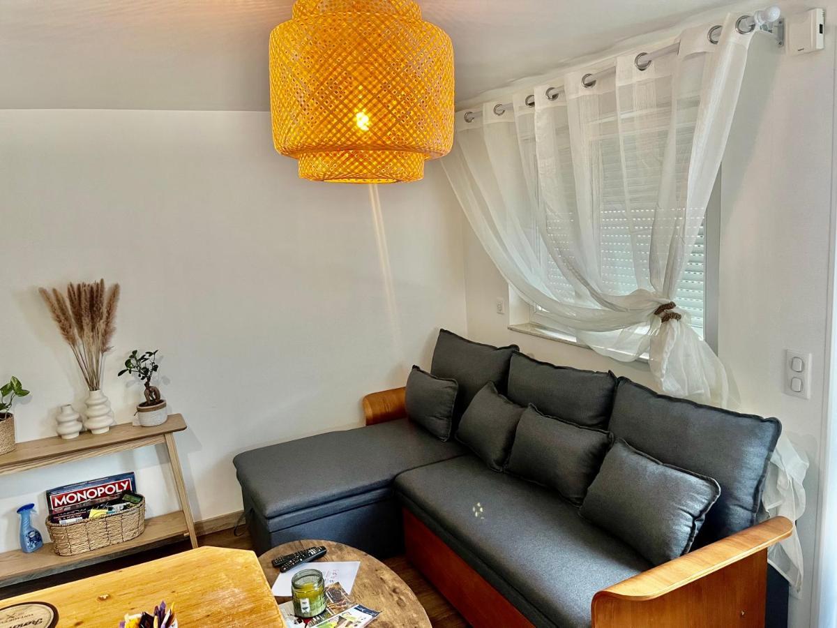 בורג-אן-ברס Le Petit Prince , Jolie Maisonnette Terrasse Netflix Parking Prive Jeux De Societe מראה חיצוני תמונה